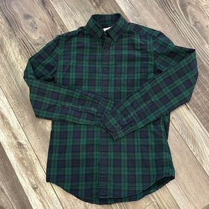 American Eagle Classic Fit Button Up Shirt in Size XS